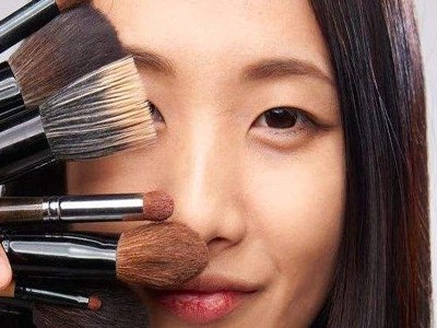 美妆厂家教你化妆不脱妆