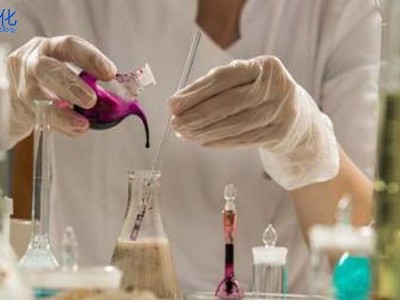美妆厂家：你的化妆品有这些添加剂吗？
